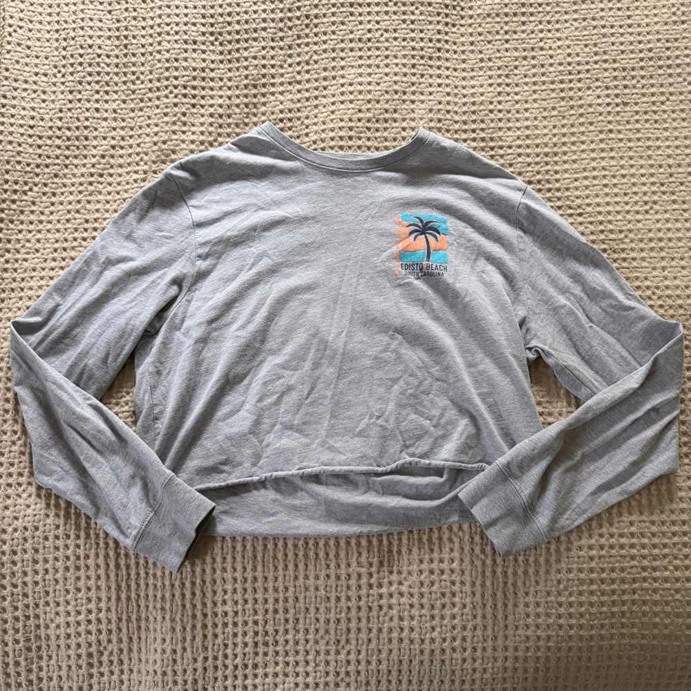 Gray Long Sleeve Crop Top with Palm Tree Graphic
